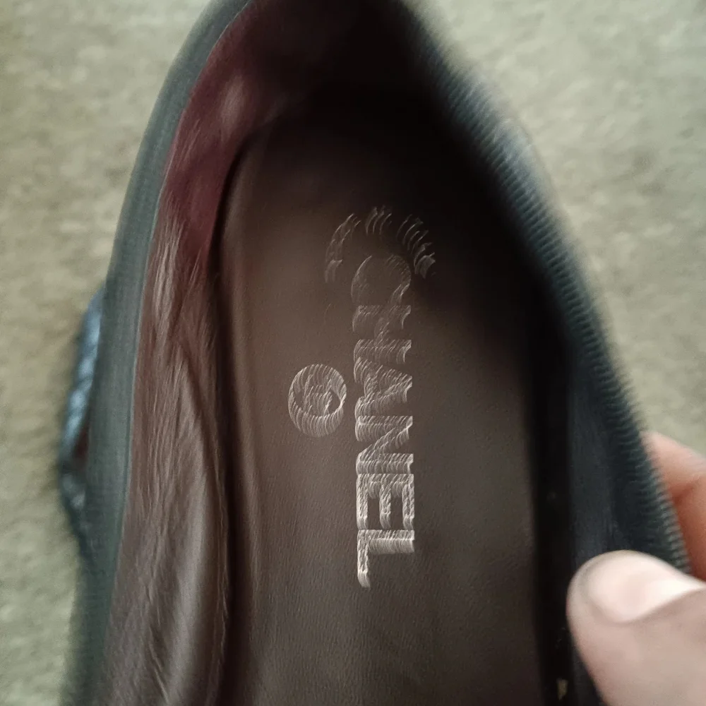 Chanel quilted flats - Picture 4 of 6